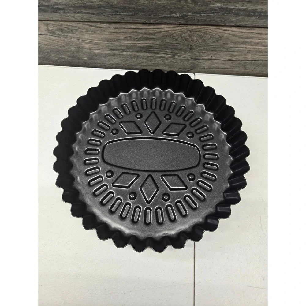 Nordic Ware Creme Filled Wafer Cake Pan Black Cast Aluminum Sandwich Cookie Mold